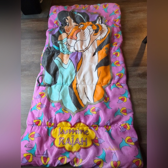 Vintage 90s Disney Aladdin Jasmine & Rajah Sleeping Bag Blanket Well Loved - Picture 2 of 11